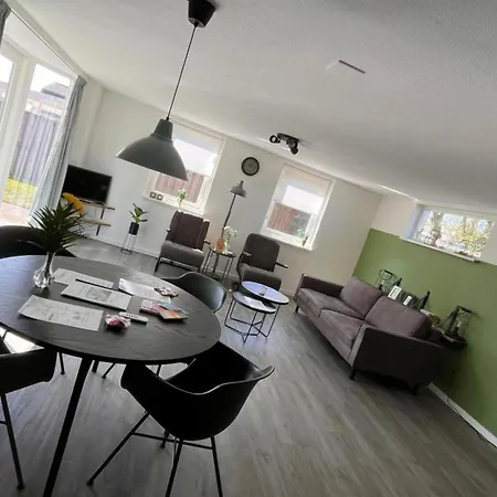 Contemporary Family Haven In Ferienhaus Noordwijk